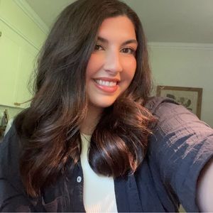 Meet your Posher, Ragan